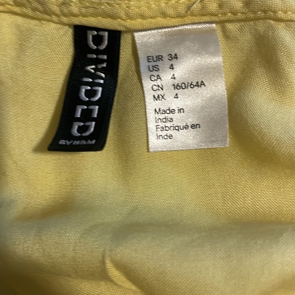 Short romper - Picture 3 of 3